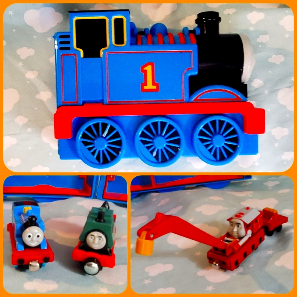 Thomas Carrying Case & 3Diecast take-n-Play Trains